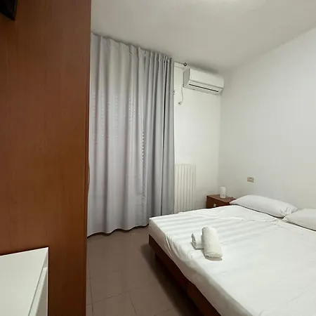 Capsule hotel La Marinella