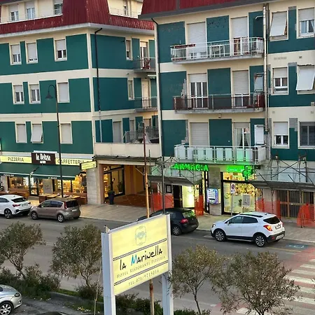 Capsule hotel La Marinella *