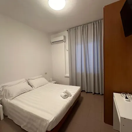 Hotel Cápsula La Marinella *